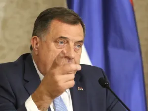 SRLJA DOK SE DO ZA VRAT NE UPRLJA: "Dodik je gazda RS-a i NSRS-a, a Nenad Stevandić je protočni bojler"