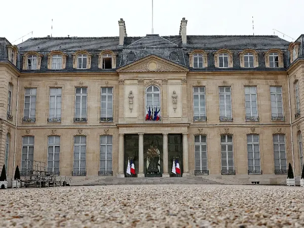 Skandal u Jelisejskoj palati: Čuvar predsjedničkog escajga optužen da je ukrao porculan