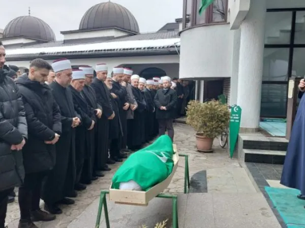 Sanski Most se oprostio od Hikmeta efendije Kaltaka