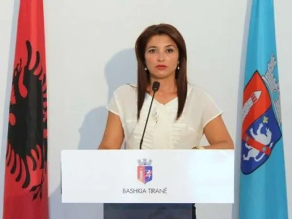 "NISAM MOGLA VJEROVATI KAD SAM VIDJELA...": Poznata albanska glumica u &scaron;oku, najavila tužbe...