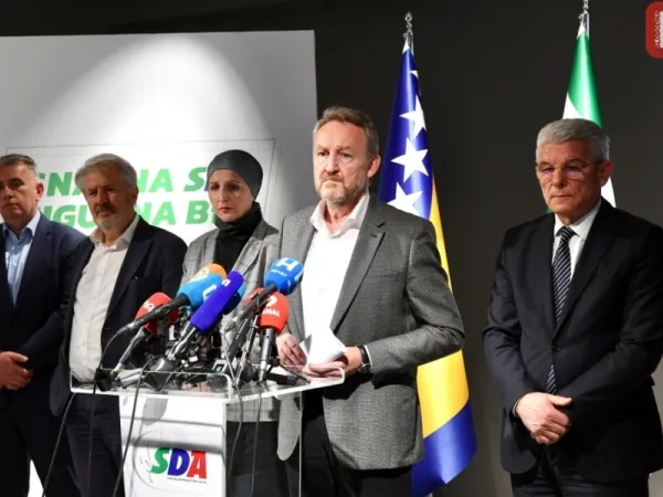 OGLASILI SE IZ SDA: "Umjesto da spa&scaron;ava BHRT, vlast nagrađuje partijsku FTV i islamofobnu TV HZHB"