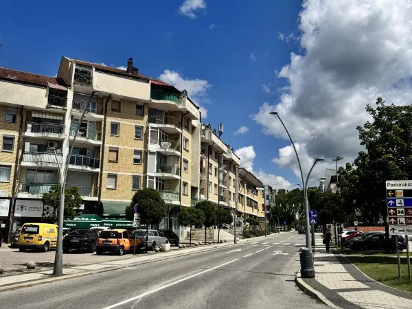 Čarolija Cazina kroz stihove mlade sugrađanke: Sara Beganović pjesmom čestitala Dan grada! | Cazin.NET