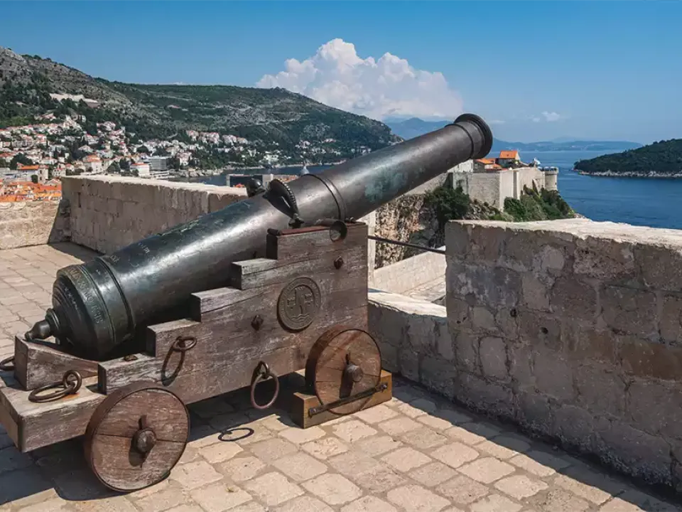 Old cannon at St. Lawrence Fortress