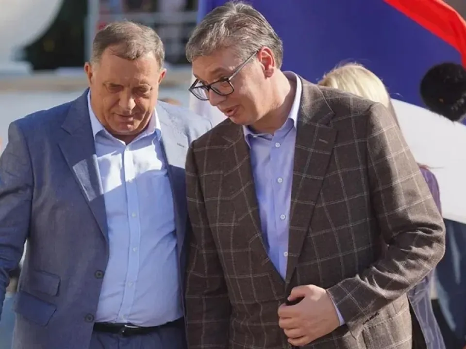 POLITOLOG DAVOR GJENERO O 