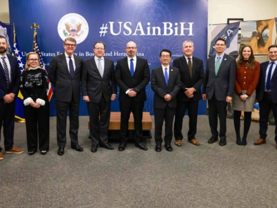 SJAJNE VIJESTI IZ AMERIČKE AMBASADE: Ginkel razgovarao sa predstavnicima Bechtela, velike tursko-američke korporacije | Slobodna Bosna