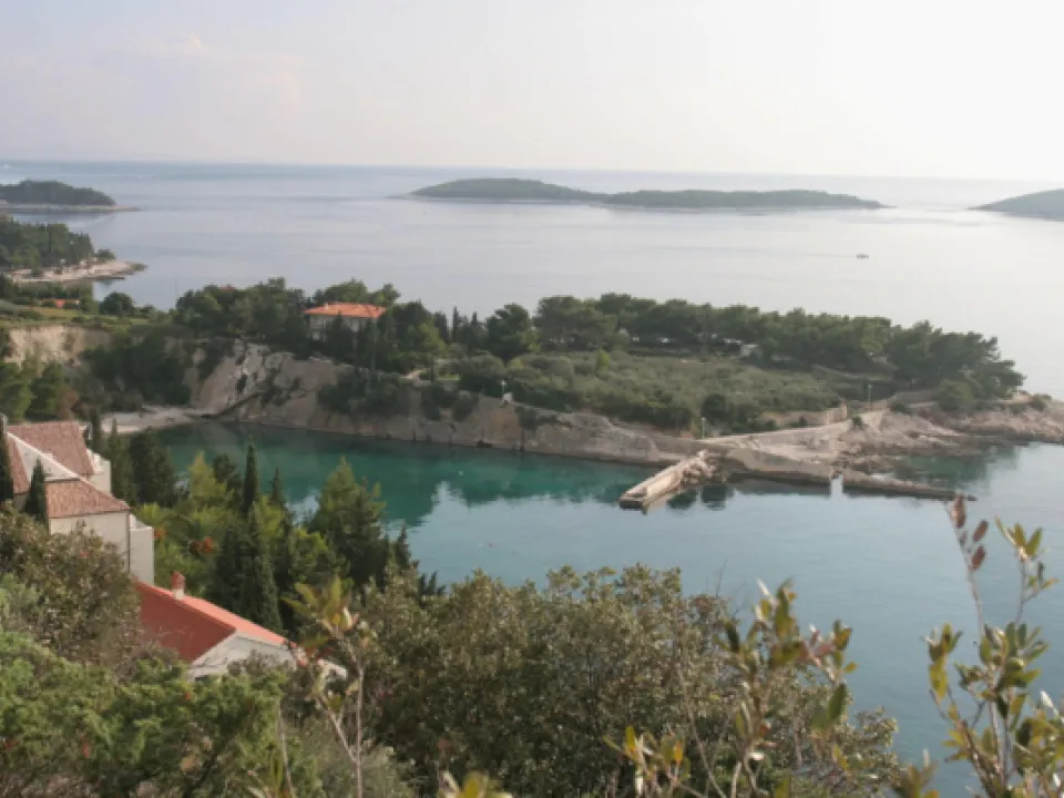bb0fe784bd66811ed50b1f4d9ac79dfd-st-hvar_plan71511-pok-768x403.jpg