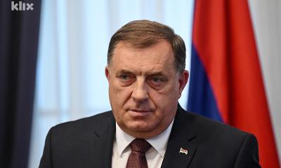 Predsjednik Republike Srpske Milorad Dodik izjavio je da očekuje velike promjene u američkoj vanjskoj politici dolaskom Donalda Trumpa i da samo želi da Washington kaže političarima u BiH da to više nije "njihova stvar".