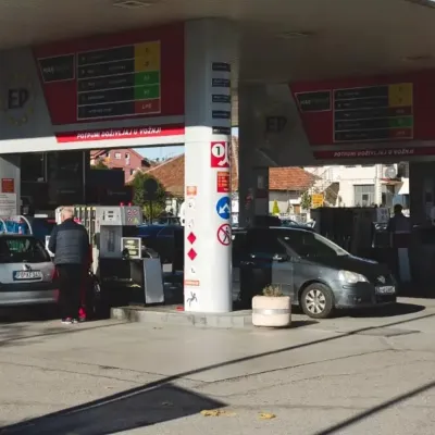 Od ponoći u Crnoj Gori poskupljuje gorivo