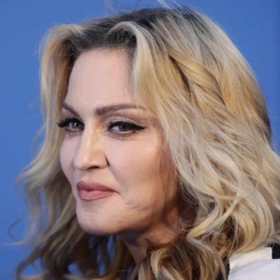 OGLASILA SE SLAVNA POP PJEVAČICA: Madonna poslala poruku građanima Irana...
