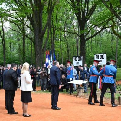U Donjoj Gradini održan pomen na žrtve ustaškog zločina, u RS-u Dan sjećanja