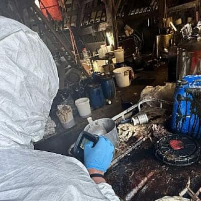 U Belgiji uhapšene tri osobe, demontirana laboratorija za proizvodnju sintetičkih droga U Belgiji uhapšene tri osobe, demontirana laboratorija za proizvodnju sintetičkih droga