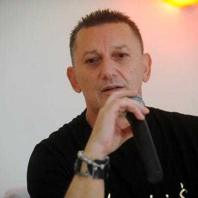 ŠAKO POLUMENTA ČEKA PETOG NASLJEDNIKA: Sa svojim mezimicama uživao u interpretaciji Amire Medunjanin