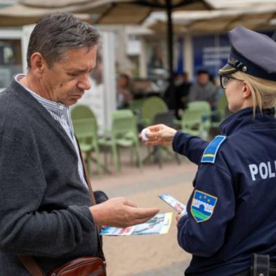 "Razoružaj nasilje": Policijske službenice u borbi protiv tihe epidemije femicida "Razoružaj nasilje": Policijske službenice u borbi protiv tihe epidemije femicida