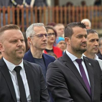 Velika Kladuša: Svečano obilježen Dan škole i smotra znanja i stvaralaštva JU OŠ Todorovo Velika Kladuša: Svečano obilježen Dan škole i smotra znanja i stvaralaštva JU OŠ Todorovo