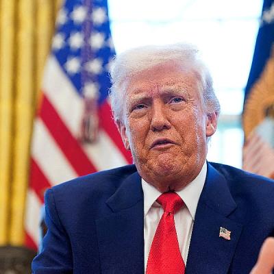 Donald Trump tvrdi da je dogovor između Rusije i Ukrajine "jako blizu", traži sastanak Zelenskog i Putina Donald Trump tvrdi da je dogovor između Rusije i Ukrajine "jako blizu", traži sastanak Zelenskog i Putina