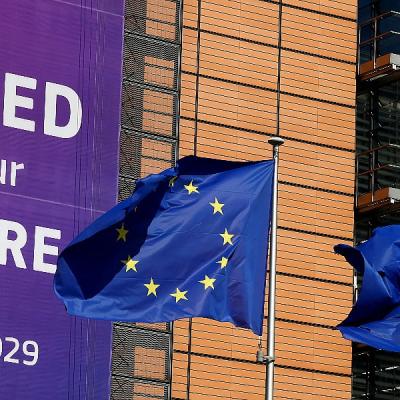 Evropska unija spremna ponuditi dogovor vrijedan 50 milijardi dolara da izbjegne Trumpove carine Evropska unija spremna ponuditi dogovor vrijedan 50 milijardi dolara da izbjegne Trumpove carine