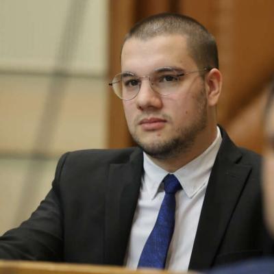 VUČINIĆ SASVIM OTVORENO: &quot;Dodiku bi najviše odgovaralo da se zapuca&quot;