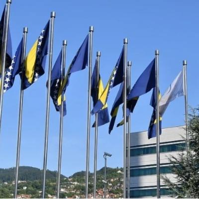 BiH JOŠ UVIJEK BEZ BUDŽETA: SNSD prijeti blokadom, sindikati prijete štrajkom