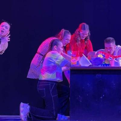 Premijerom predstave 'Tko to tamo kuha?' nastavljeni Dani hrvatskog kazališta u BiH