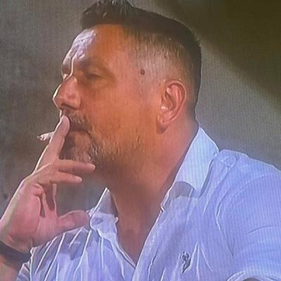 Adžem zapalio cigaretu na derbiju s Veležom: Ovako je liječio nervozu poslije isključenja