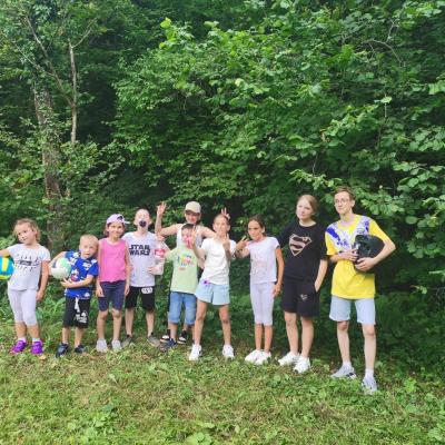 Deset godina uspjeha: KBV BUDO Cazin obilježio jubilej druženjem u prirodi | Cazin.NET