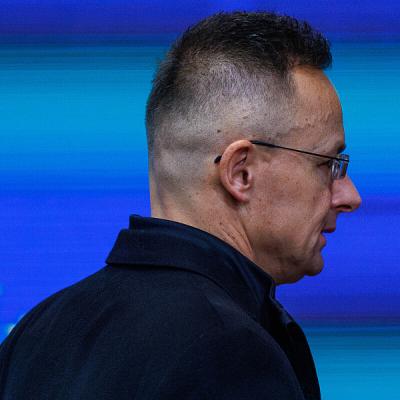 Misterija nakon poraza Orbana: Gdje je nestao Szijjarto i za&scaron;to su mađarski vojni avioni odletjeli za Afriku?