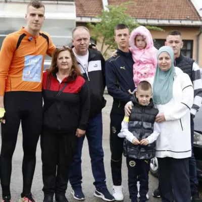 Faruk Suljović započeo maraton od Sarajeva do Istanbula da prikupi sredstva za Aneliju Smajić