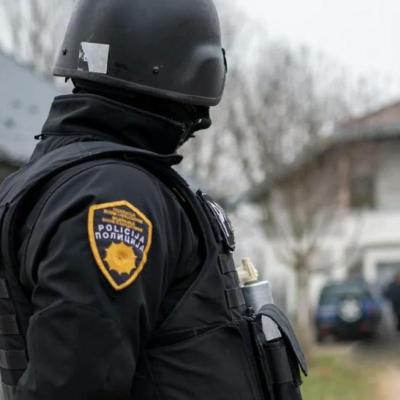 U međi đavo leži - A đavo ne miruje: Ratovi komšija, inat i porodična pohlepa