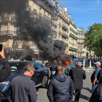 HAOS U PARIZU: Velike gužve u saobraćaju, nasovni protesti širom Francuske zbog... (VIDEO)