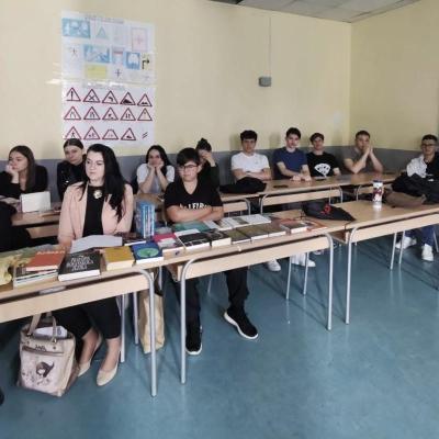 Moć knjige kroz oči mladih: Ovako se u Cazinu slavio Dan knjige