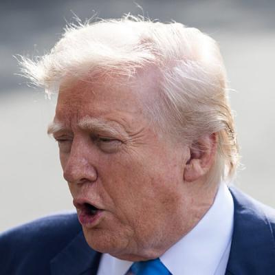 Američki zvaničnik: Trump će u narednih 100 dana "ispaliti još mnoga torpeda" Američki zvaničnik: Trump će u narednih 100 dana "ispaliti još mnoga torpeda"