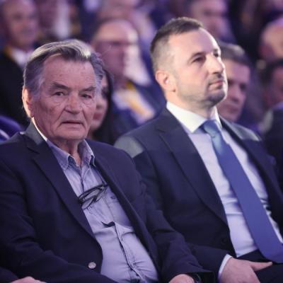 HARIS SILAJDŽIĆ, NAKON DUGO VREMENA U JAVNOSTI: "Danas imamo kandidata za Predsjedni&scaron;tvo..."