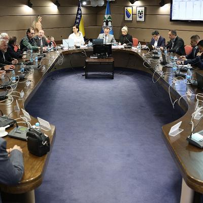 Kanalizacioni sistem na Trebeviću predat ViK-u, zatražena istraga o dešavanjima na bazenu na Otoci