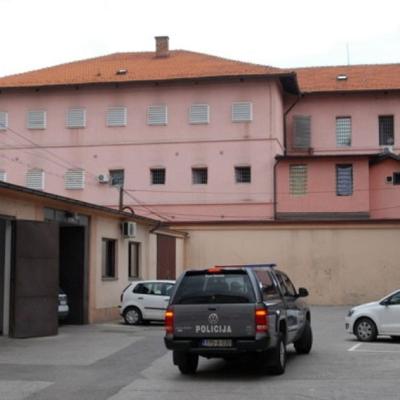 Pritvorenik koji je jučer izvršio samoubistvo u KPZ Tuzla bio je osumnjičen za provalu u pet džamija