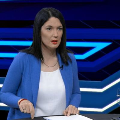 JELENA TRIVIĆ OPLELA PO DODIKU NAKON DANAŠNJEG GOVORA: &quot;Opet se krije iza naroda...&quot; (VIDEO)
