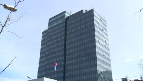 SRAMOTA ENTITETSKE VLASTI: Vlada RS se hvali mjerama, a kažu da je majkama četvoro i vi&scaron;e djece dovoljno 750 KM?!