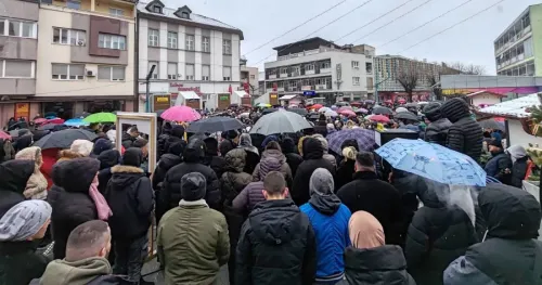 Građani u Bihaću traže istragu o smrti Adema Ju&scaron;ića (22)