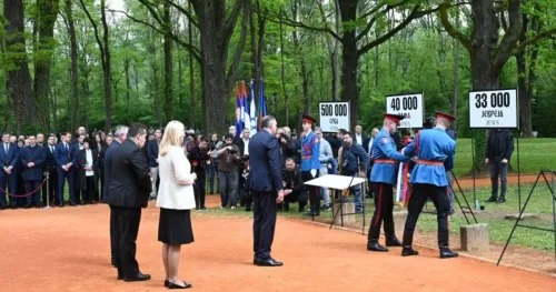 U Donjoj Gradini održan pomen na žrtve usta&scaron;kog zločina, stigao i Vučić