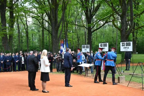 U Donjoj Gradini održan pomen na žrtve usta&scaron;kog zločina, u RS-u Dan sjećanja