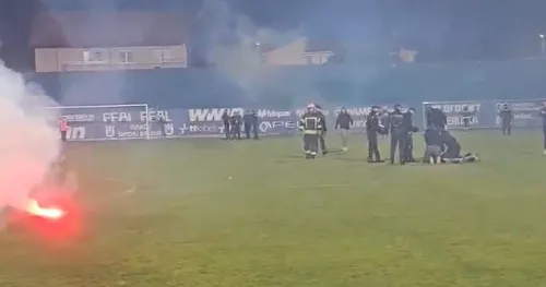 Incident po zavr&scaron;etku Kupa BiH: Navijač utrčao na teren s bakljom, policija to brzo rije&scaron;ila