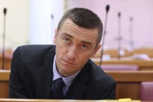 PENAVA PODIGAO PRA&Scaron;INU ZBOG BiH: "Tu je crvena crta, ispod toga nećemo ići, Dalija Ore&scaron;ković ne zna ni&scaron;ta o..."