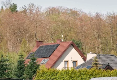 Za&scaron;to ulagati u solarnu elektranu na vlastitom krovu?