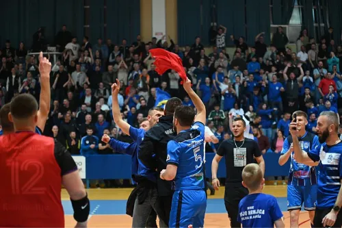 &ldquo;Nudili su nam novac da pustimo susret&rdquo;: MNK Mujo Hrnjica se oglasio saop&scaron;tenjem nakon prekida meča