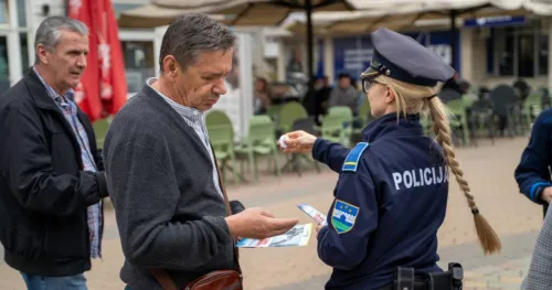 "Razoružaj nasilje": Policijske službenice u borbi protiv tihe epidemije femicida