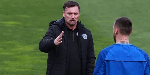 Anketa / Treba li Ćorić ostati na klupi Željezničara?