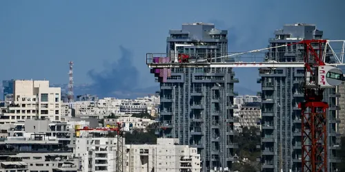 Iran izveo napad na centralni Izrael: Povrijeđeno &scaron;est osoba, prijavljeno vi&scaron;e od desetak udara u zemlji