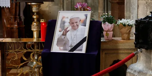 Zbog smrti pape Franje u subotu će u Hrvatskoj biti Dan žalosti