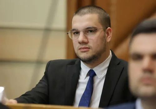 VUČINIĆ SASVIM OTVORENO: "Dodiku bi najvi&scaron;e odgovaralo da se zapuca"