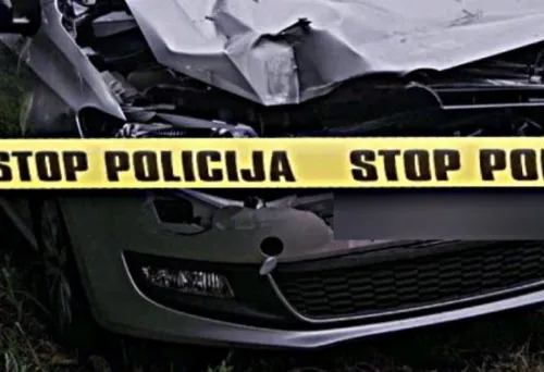 Saobraćajna nesreća u Bihaću, te&scaron;ko povrijeđena 50-godi&scaron;nja vozačica VW Pola