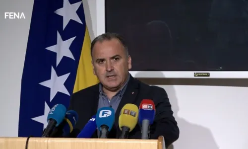 Đonlagić o aferi Viaduct: Preglasavanje je "dimna zavjesa", Trojka je ovo dogovorila sa SNSD-om i HDZ-om